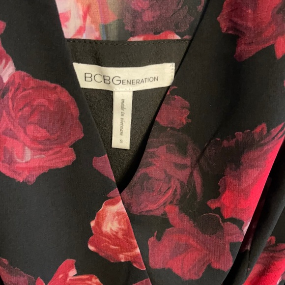 BCBGeneration Pants - Floral Wide Sleeve Romper